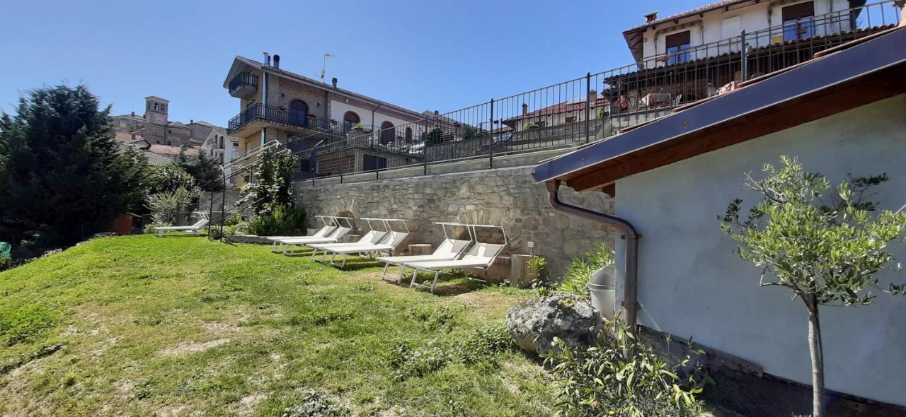 Ristorante Albergo Da Maurizio Cravanzana Εξωτερικό φωτογραφία