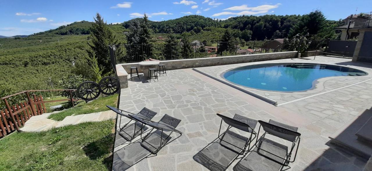 Ristorante Albergo Da Maurizio Cravanzana Εξωτερικό φωτογραφία