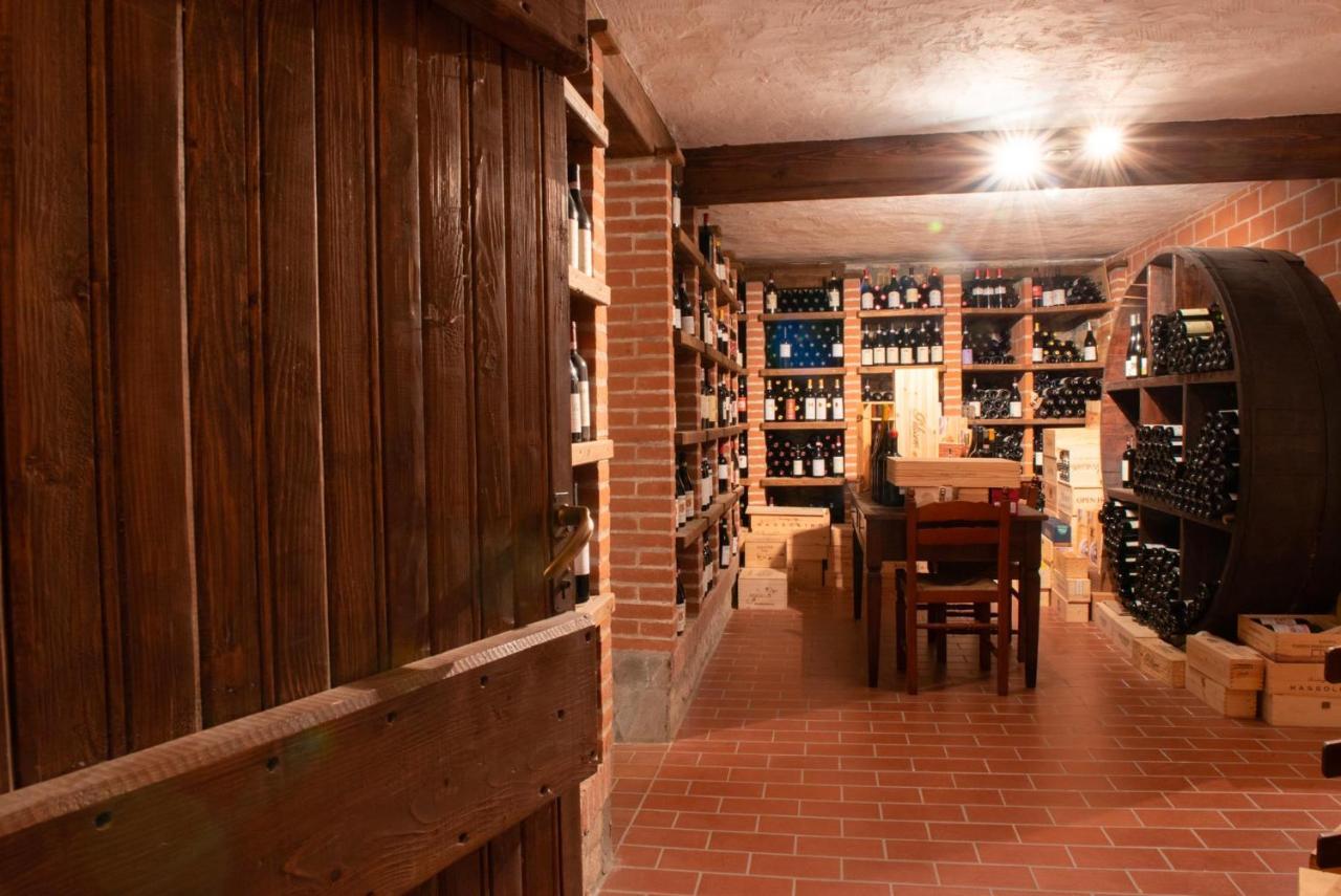 Ristorante Albergo Da Maurizio Cravanzana Εξωτερικό φωτογραφία