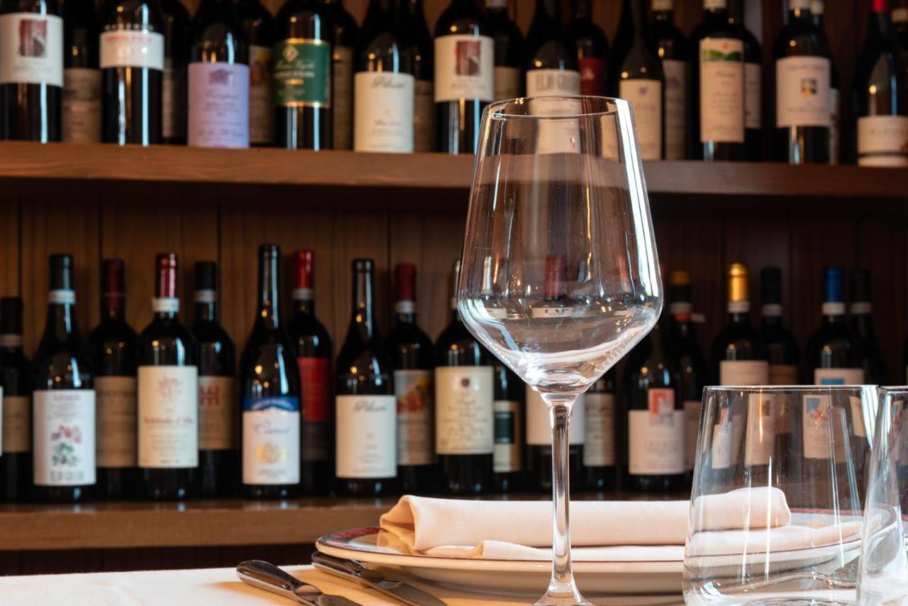 Ristorante Albergo Da Maurizio Cravanzana Εξωτερικό φωτογραφία
