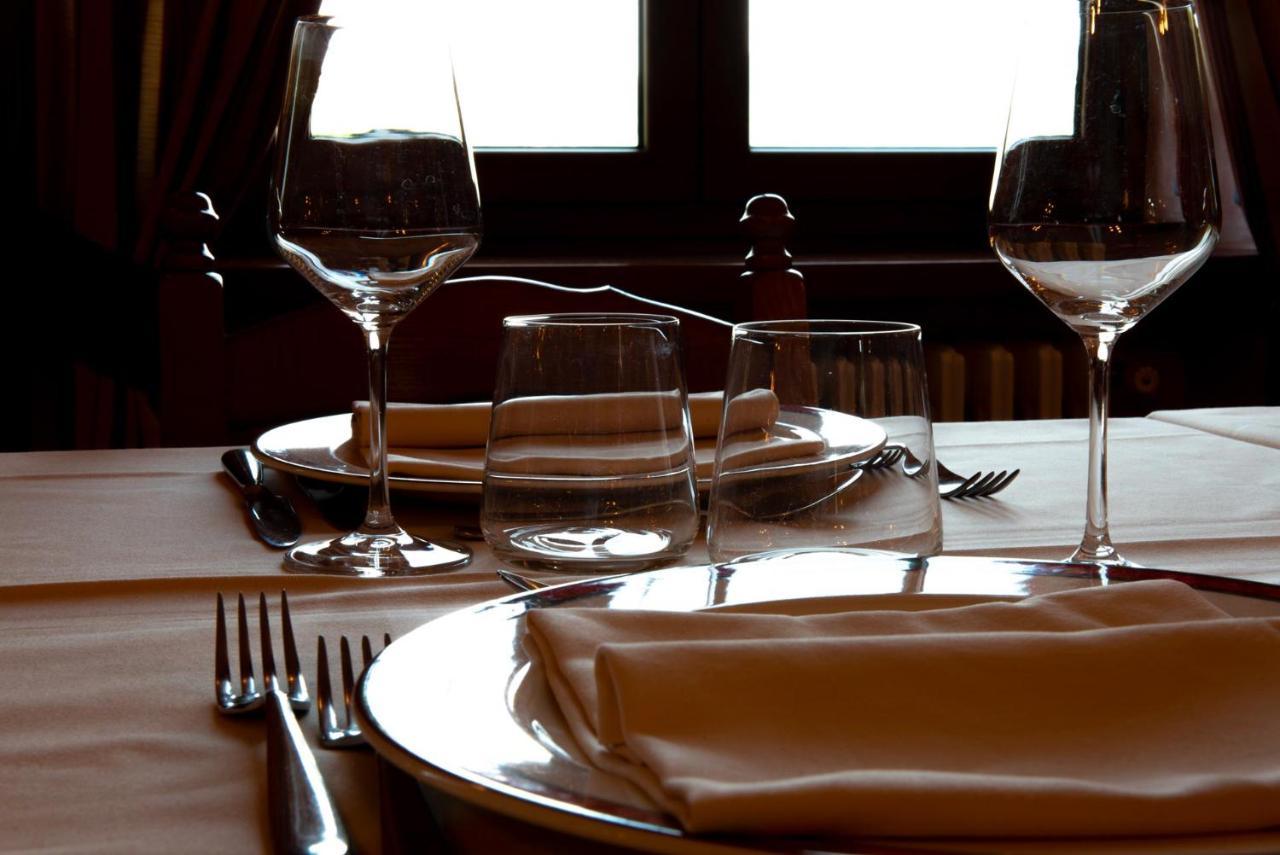 Ristorante Albergo Da Maurizio Cravanzana Εξωτερικό φωτογραφία